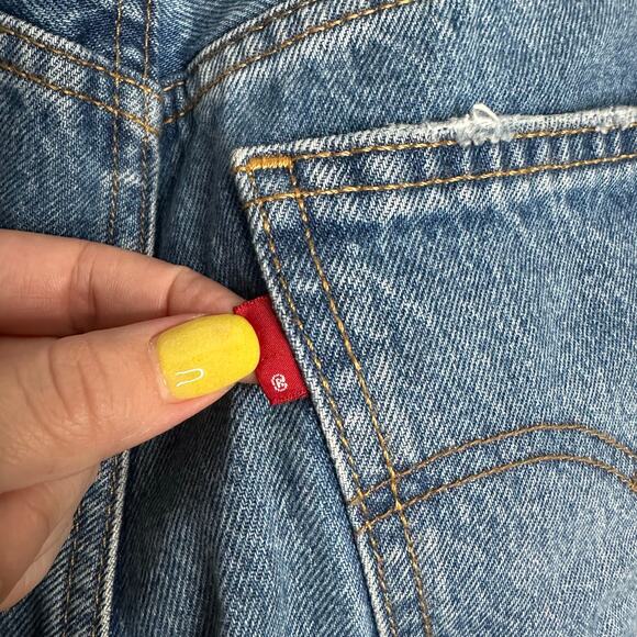 Levi's Women's Medium Wash Middy Straight Single "R" Jeans *ALTERED* Size 31‎ - Picture 8 of 10